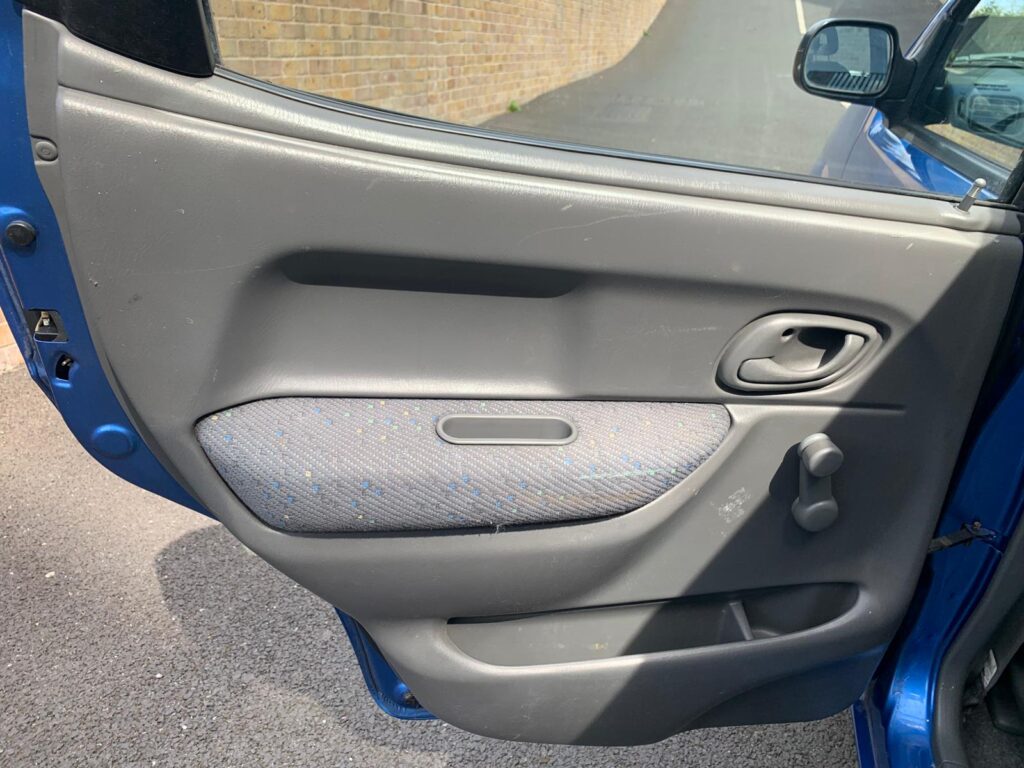 SUZUKI IGNIS 1.3 GL Estate